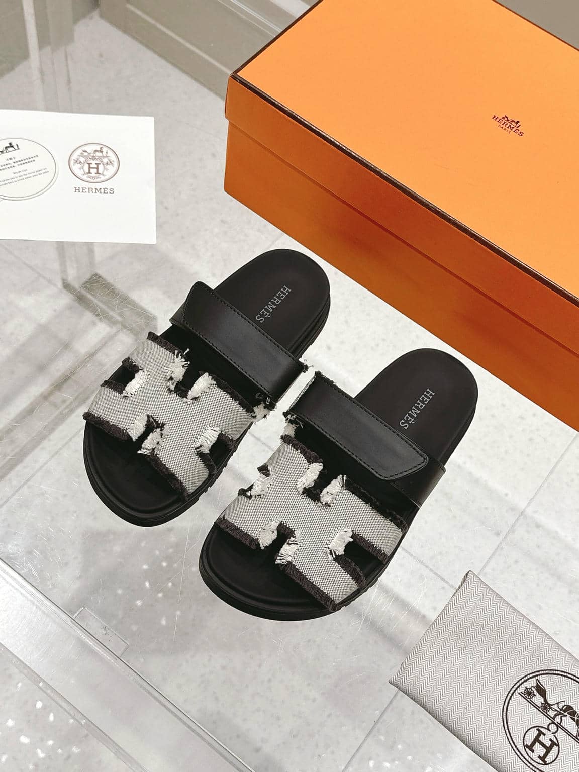 Hermes Slipper 4-123